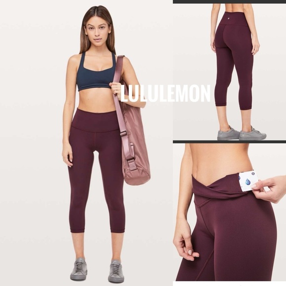BNWOT lululemon Wunder Under Crop (Hi-Rise) *Full-On Luxtreme size 4 - Picture 1 of 3